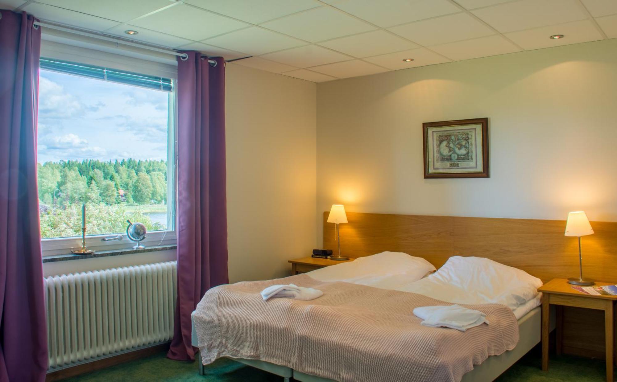 Storfors Lungsunds Hotell & Camping מראה חיצוני תמונה